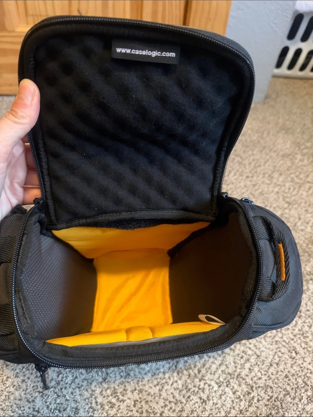 Case Logic Black Camera Bag - Compact Photo & Video Carrying Case